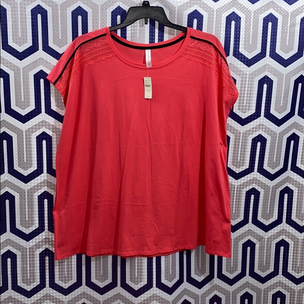 Women’s CACIQUE Tee